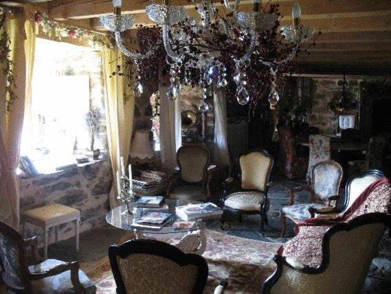 Le Francillon Bed & Breakfast Les Estables Exterior photo