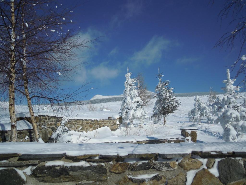 Le Francillon Bed & Breakfast Les Estables Exterior photo